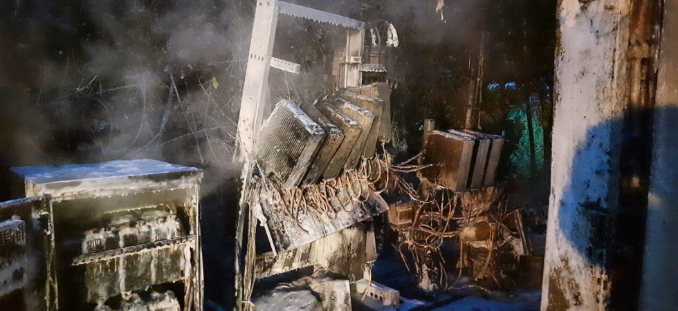 In fiamme nella notte tre ripetitori telefonici, Ambrosi: “Chiara la natura dolosa